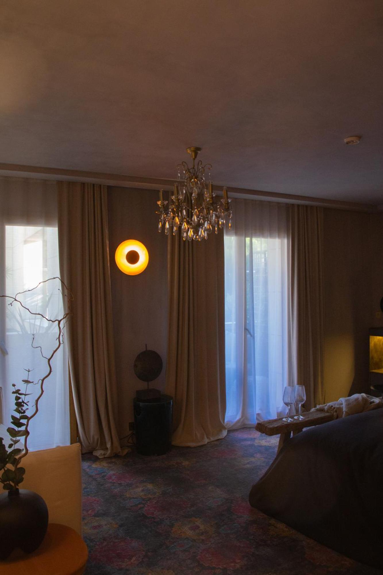 Unique Boutique Hotel Antibes Juan-Les-Pins Экстерьер фото
